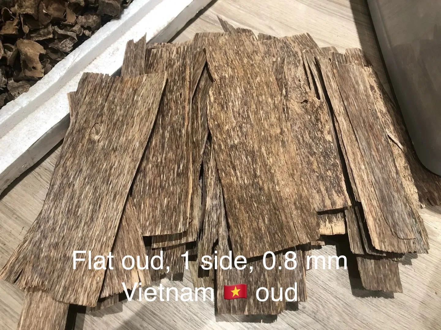 Vietnamese Agarwood Slabs – Premium “Sanh” with Single-Side Oil Layer